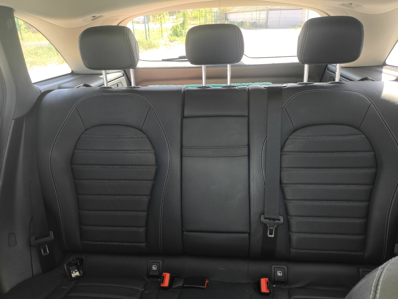 Mercedes-Benz GLC 220 GLC 220D AMG 4Matic , снимка 16 - Автомобили и джипове - 56253576