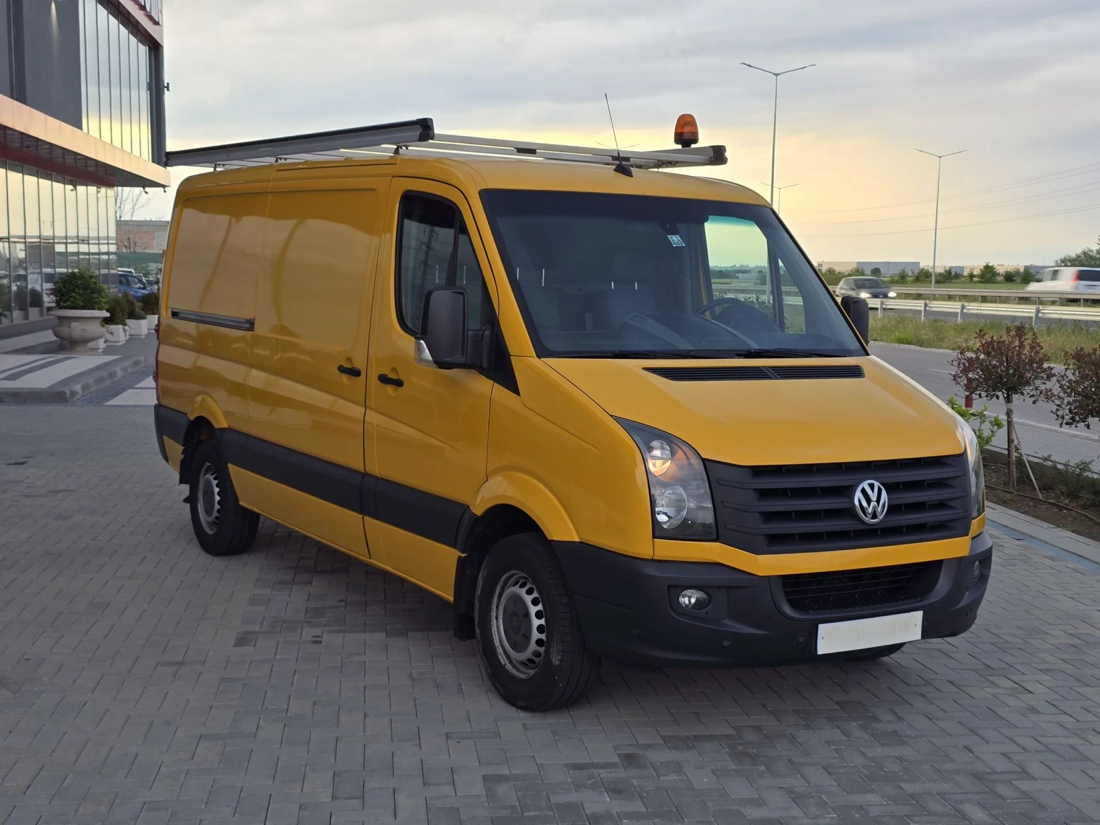 VW Crafter 2.0TDi - изображение 2