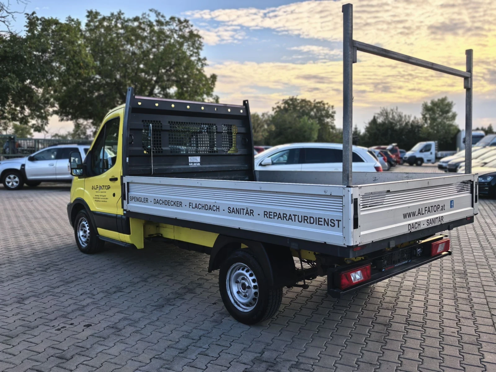 Ford Transit 117000км 2017г Като Нов, снимка 4 - Бусове и автобуси - 56227594