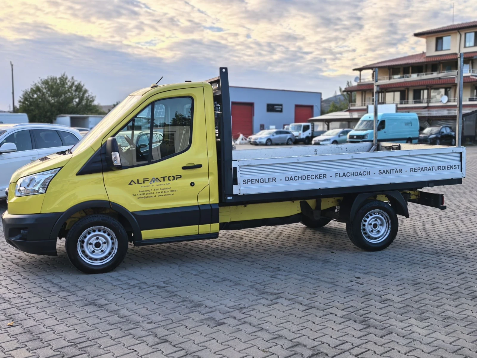 Ford Transit 117000км 2017г Като Нов, снимка 3 - Бусове и автобуси - 56227594