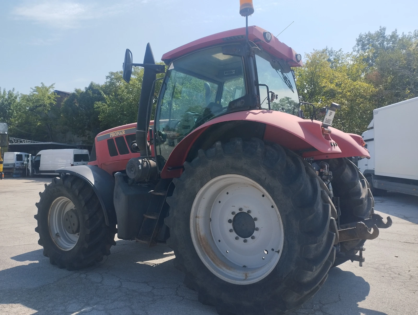 Трактор Pronar 8140, снимка 3 - Селскостопанска техника - 55687554