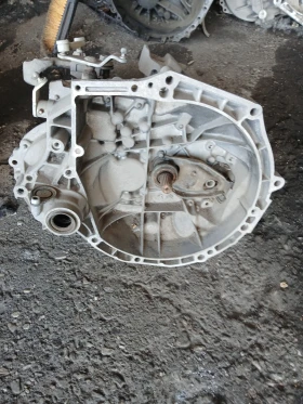 20CR15 скорости ръчни Citroen C3   1044651, снимка 1