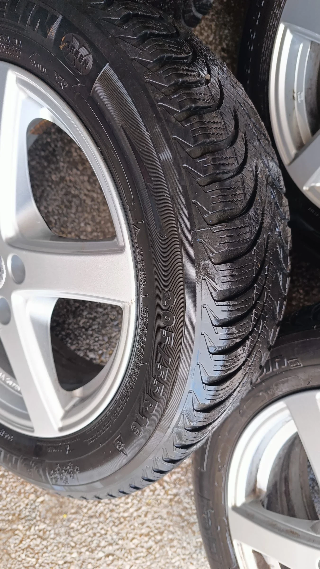    205/55R16  VW Golf | Mobile.bg   12