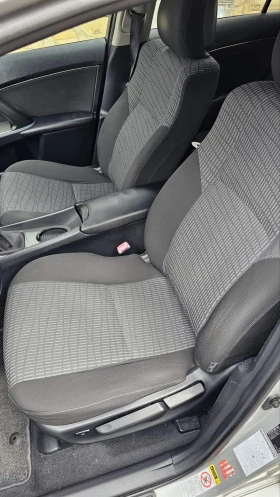 Toyota Avensis 1.8, снимка 9