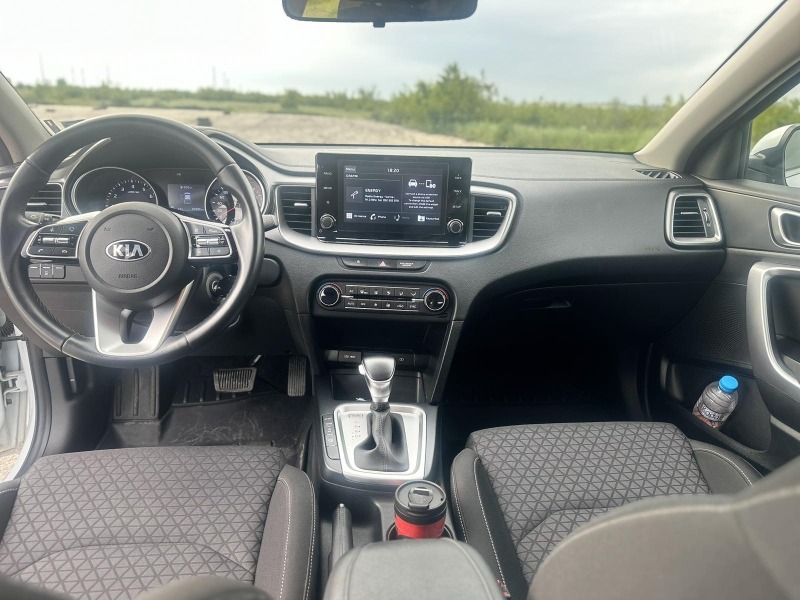Kia Ceed 1.5 t-gdi, снимка 9 - Автомобили и джипове - 45836188