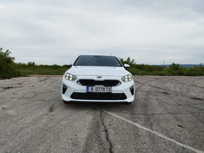Kia Ceed 1.5 t-gdi, снимка 1 - Автомобили и джипове - 45836188