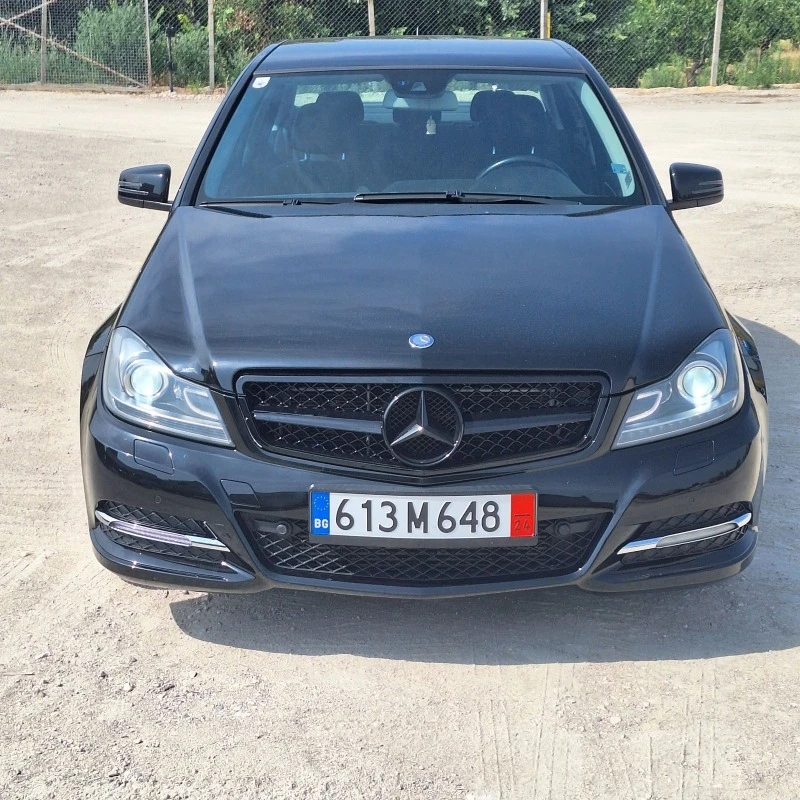 Mercedes-Benz C 180, снимка 1 - Автомобили и джипове - 47245342