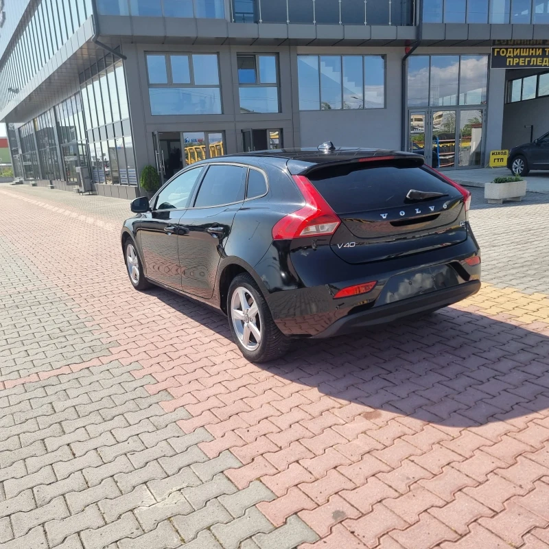 Volvo V40 1.6 , снимка 3 - Автомобили и джипове - 46988556