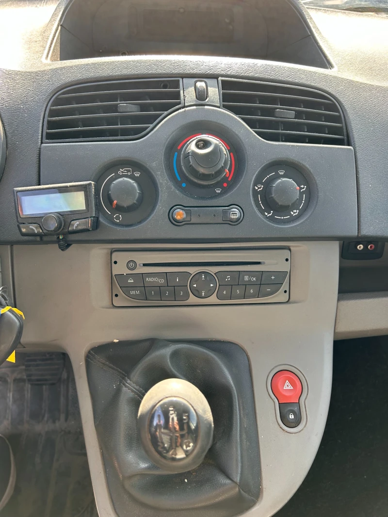 Renault Kangoo 1.5DCI EURO 5, снимка 11 - Автомобили и джипове - 47665017