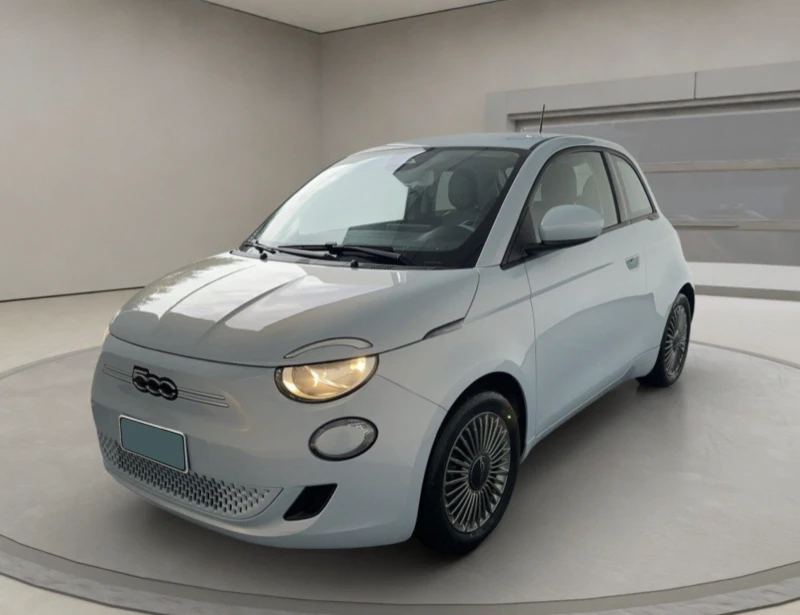 Fiat 500 e, снимка 1 - Автомобили и джипове - 47761501