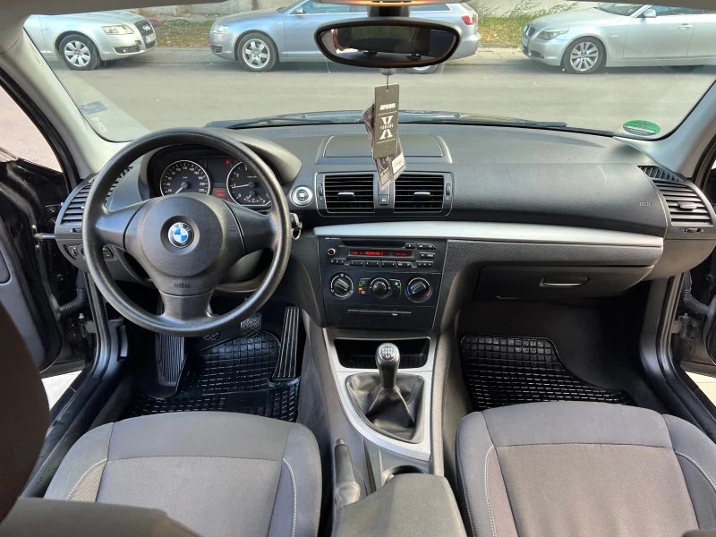 BMW 120 2010г 184хл, снимка 11 - Автомобили и джипове - 47931650