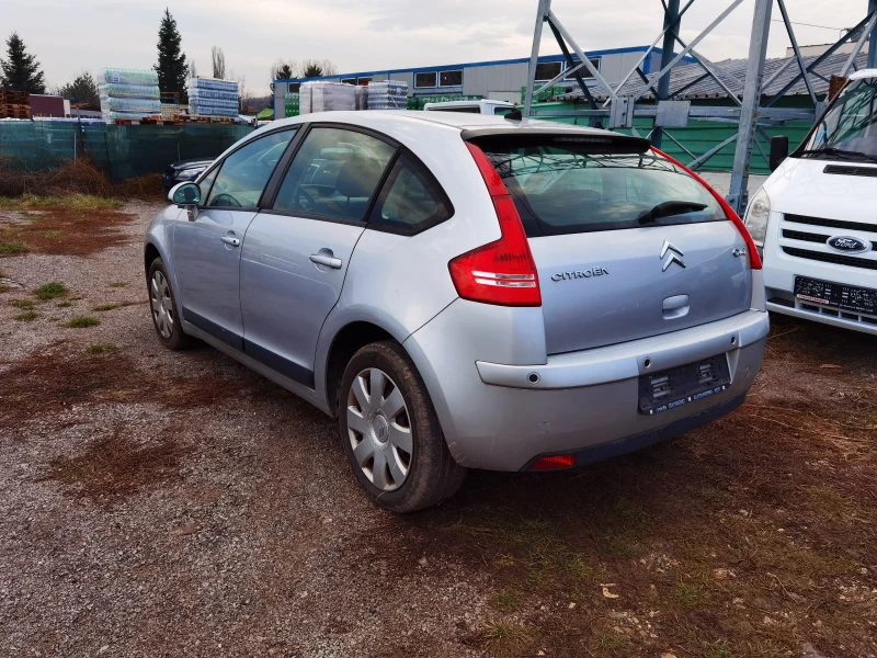 Citroen C4 1.6 i, снимка 6 - Автомобили и джипове - 48436648