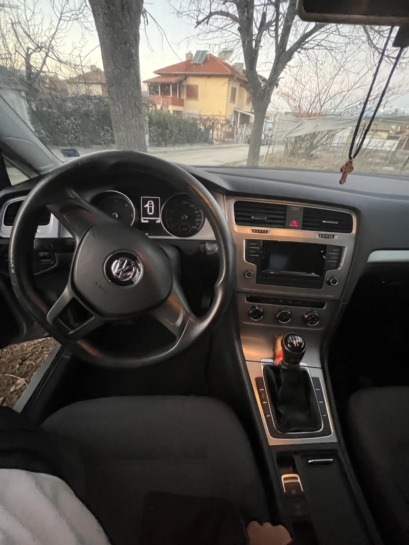 VW Golf, снимка 6 - Автомобили и джипове - 48604878