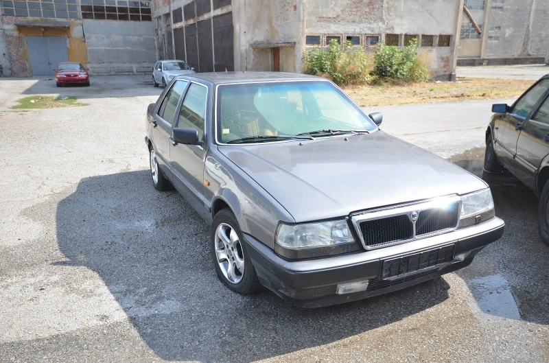 Lancia Thema Брониран, снимка 2 - Автомобили и джипове - 50453271