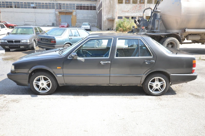 Lancia Thema Брониран, снимка 6 - Автомобили и джипове - 50453271