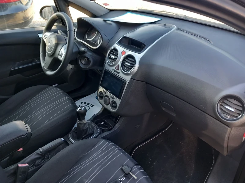 Opel Corsa 1.2 газ бензин, снимка 9 - Автомобили и джипове - 51612782