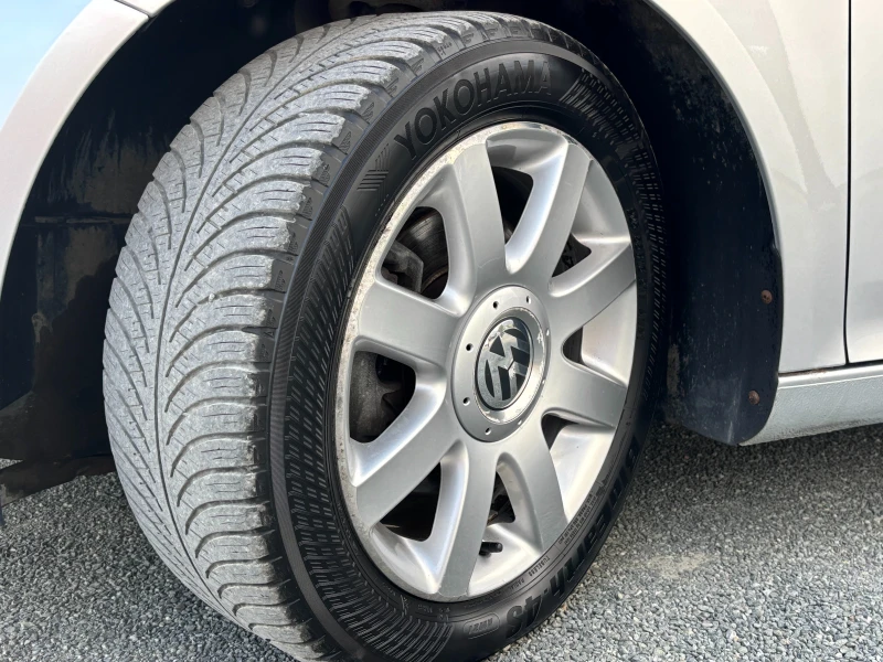 VW Golf 2.0TDI-4x4, снимка 16 - Автомобили и джипове - 51669686