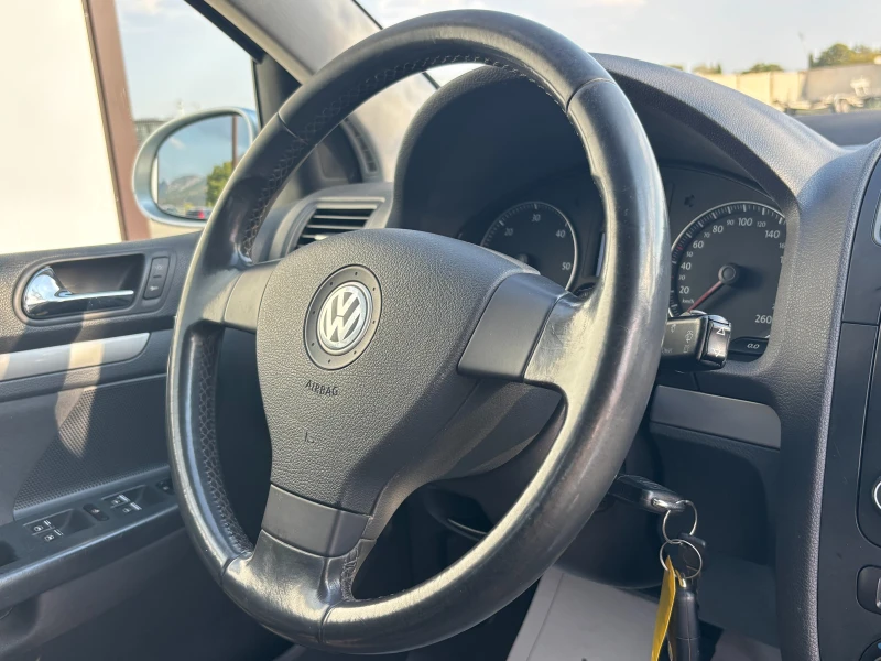 VW Golf 2.0TDI-4x4, снимка 9 - Автомобили и джипове - 51669686