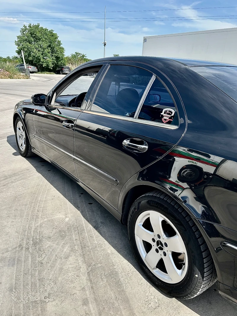Mercedes-Benz E 270, снимка 3 - Автомобили и джипове - 52723851