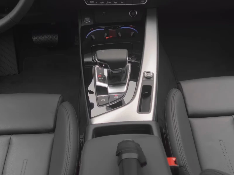 Audi A5 Sportback S line business 45 TFSI, снимка 14 - Автомобили и джипове - 52580676