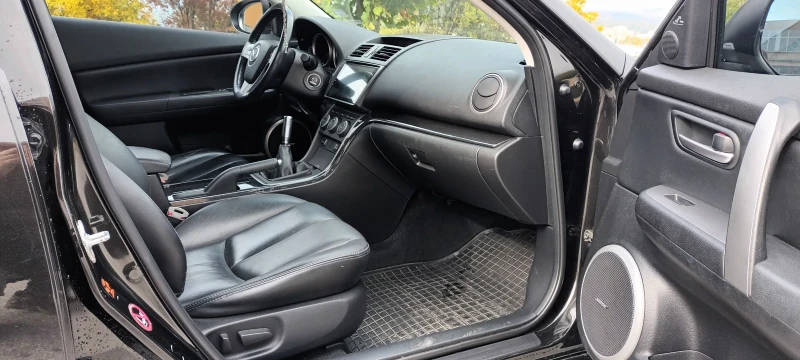 Mazda 6, снимка 11 - Автомобили и джипове - 52065663