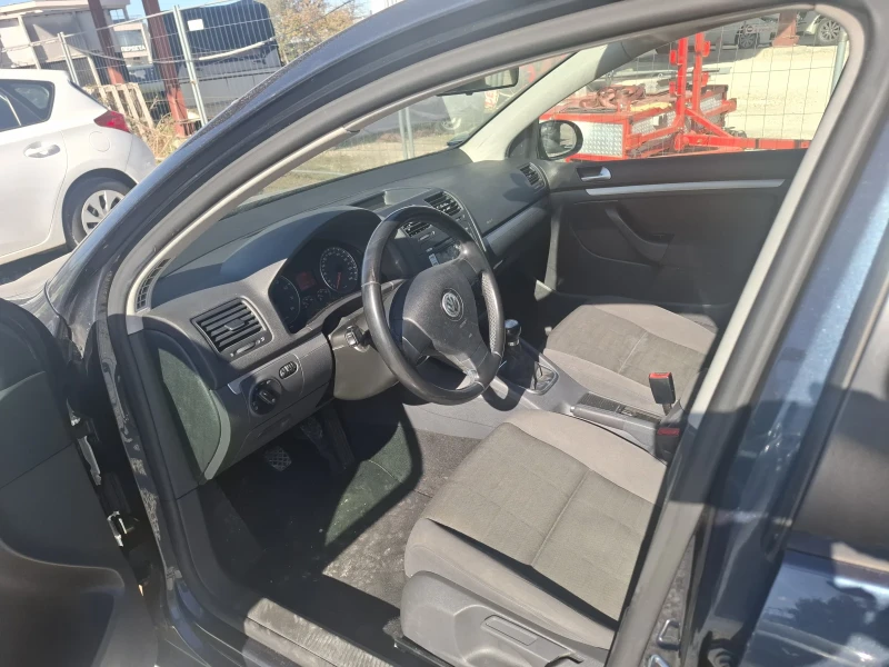 VW Golf, снимка 9 - Автомобили и джипове - 52999706