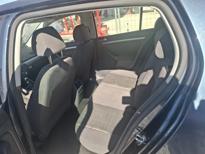 VW Golf, снимка 10 - Автомобили и джипове - 52999706