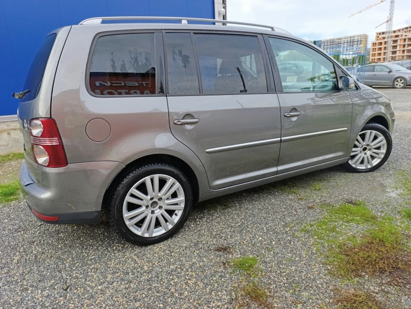 VW Touran 2.0TDI 170k.c., снимка 6 - Автомобили и джипове - 52650642