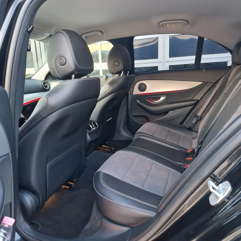 Mercedes-Benz E 220, снимка 8 - Автомобили и джипове - 52979076