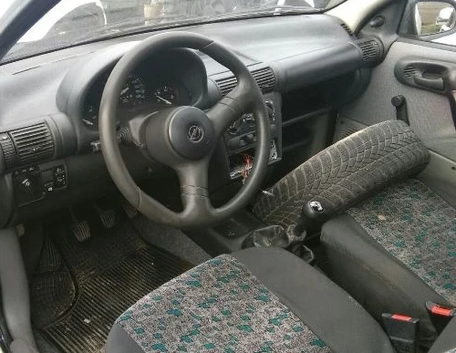 Opel Corsa 1.2i, снимка 3 - Автомобили и джипове - 48458321