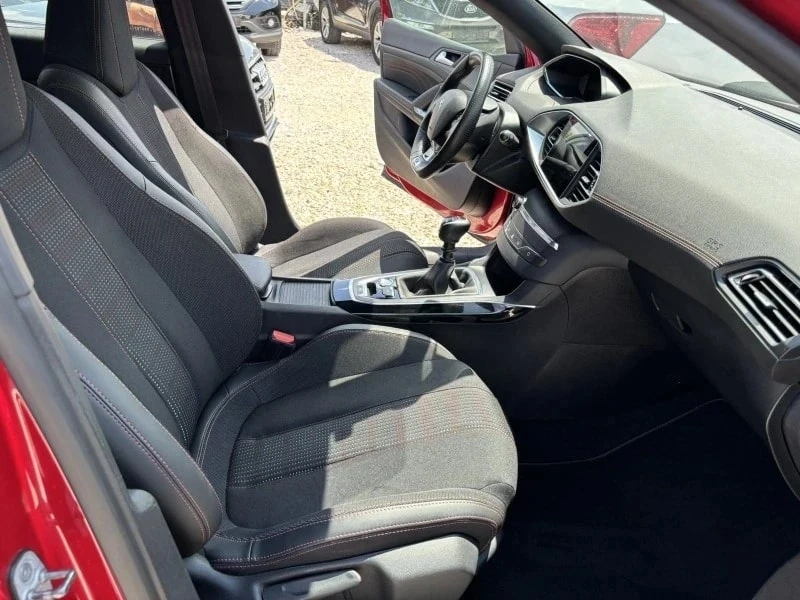 Peugeot 308 1.5 GT - изображение 9