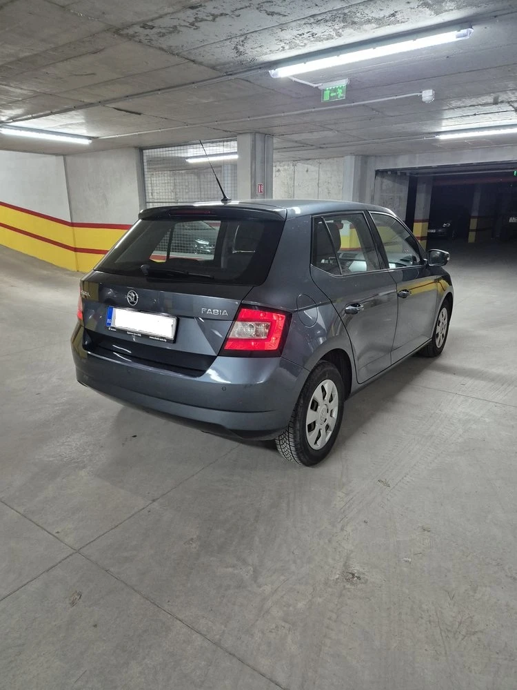 Skoda Fabia, снимка 5 - Автомобили и джипове - 54350388