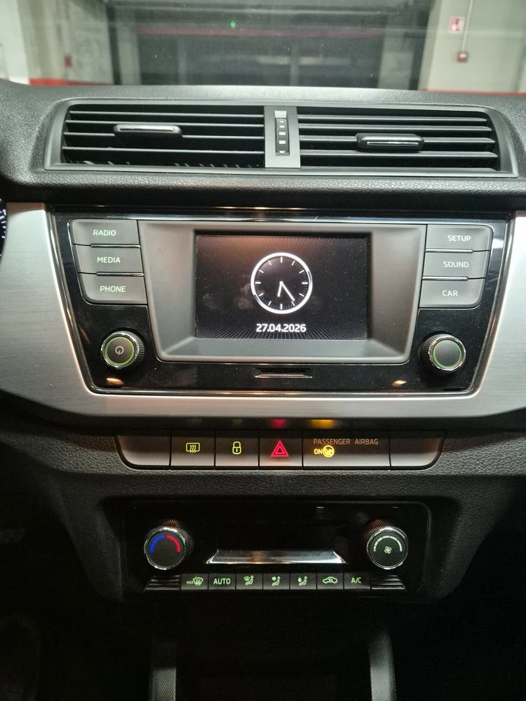 Skoda Fabia, снимка 9 - Автомобили и джипове - 54350388