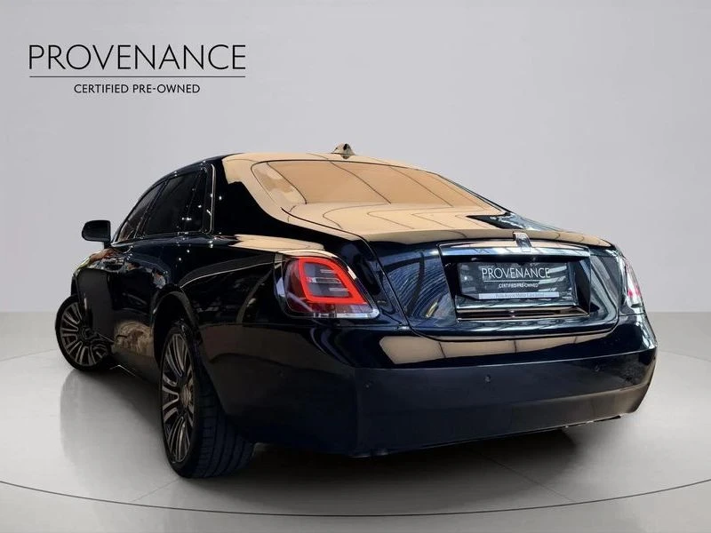 Rolls-Royce Ghost 6.7 Automatic КРАЙНА ЦЕНА: 255965 EUR, снимка 16 - Автомобили и джипове - 55966811