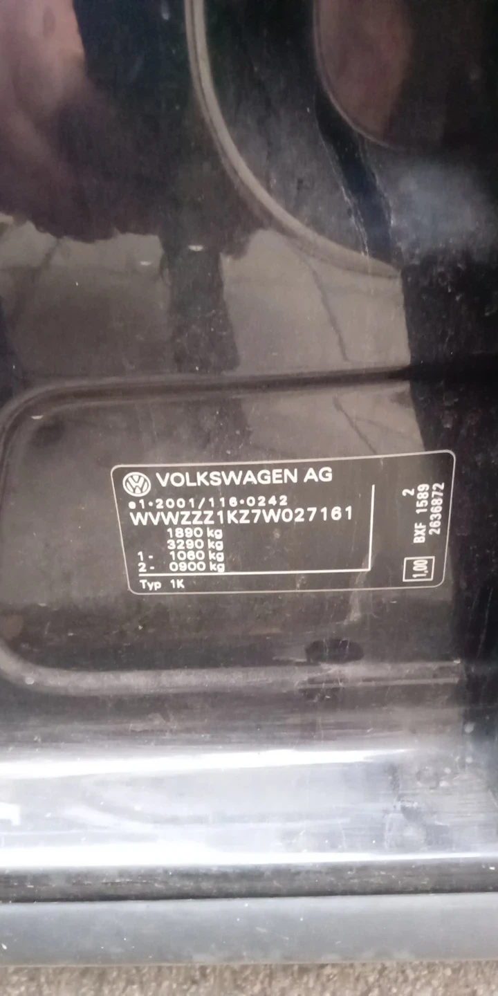 VW Golf 1.9 TDI, снимка 8 - Автомобили и джипове - 56541281