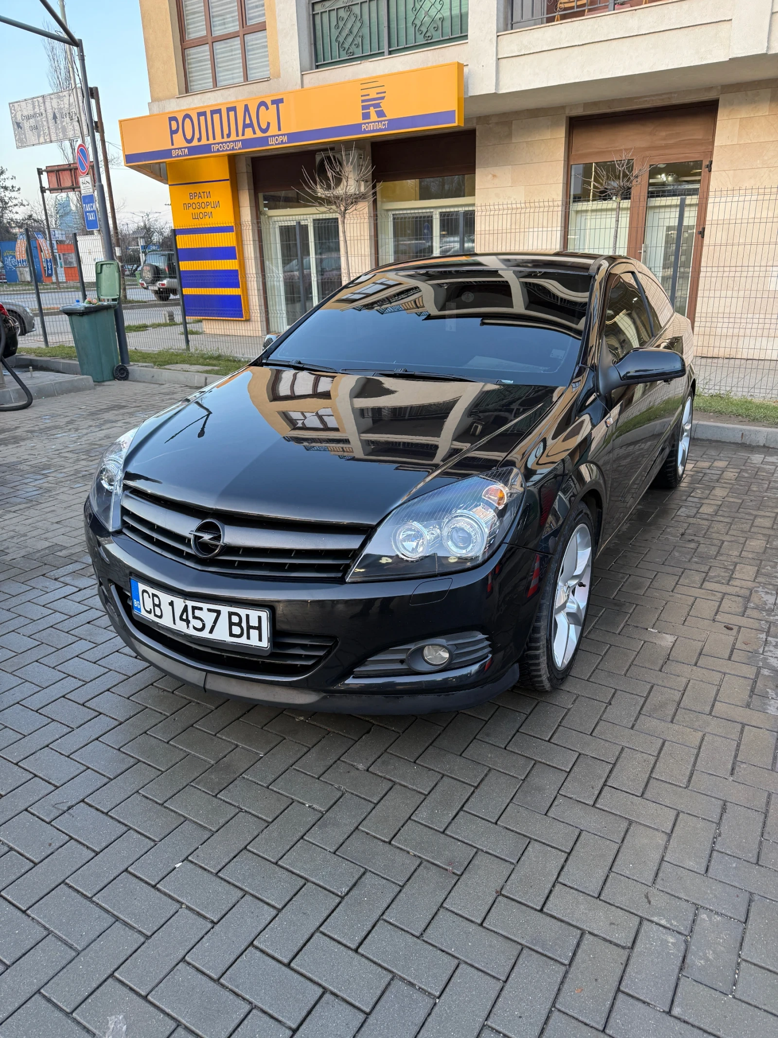 Opel Astra GTC, снимка 1