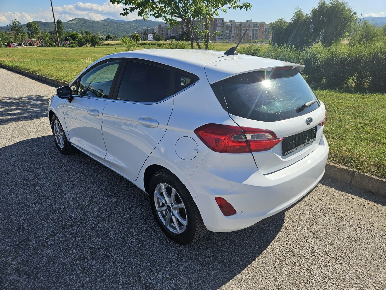 Ford Fiesta 1.0i Titanium  - изображение 6