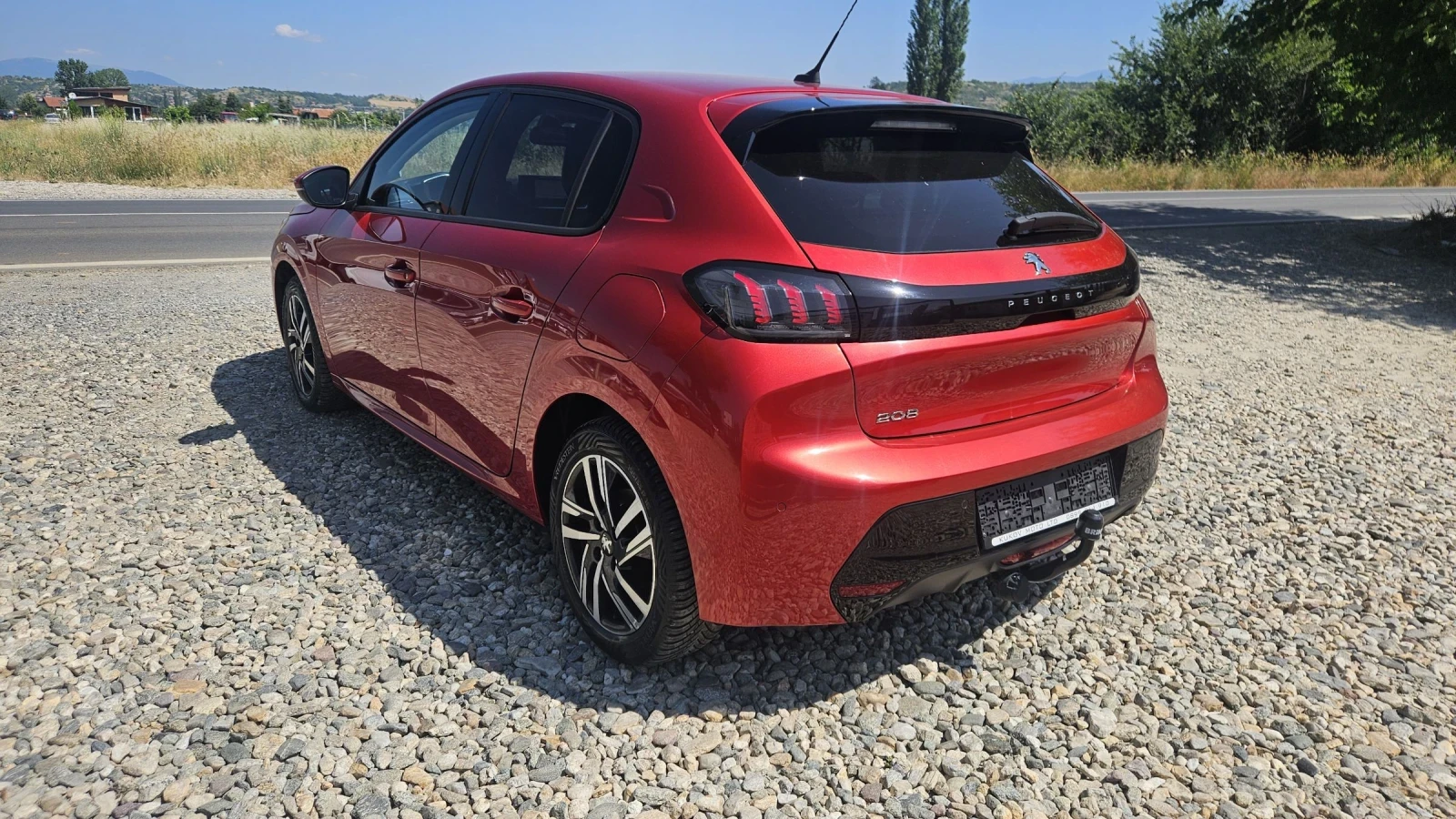 Peugeot 208 1.5d - изображение 3