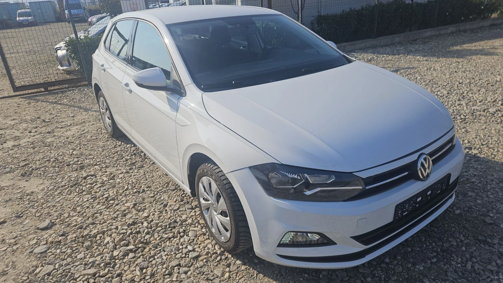 VW Polo 1.2 turbo, снимка 2 - Автомобили и джипове - 54214565