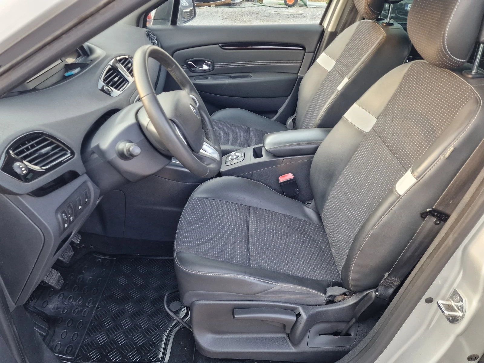 Renault Scenic 1.6dCi/Navi/Лизинг - изображение 10