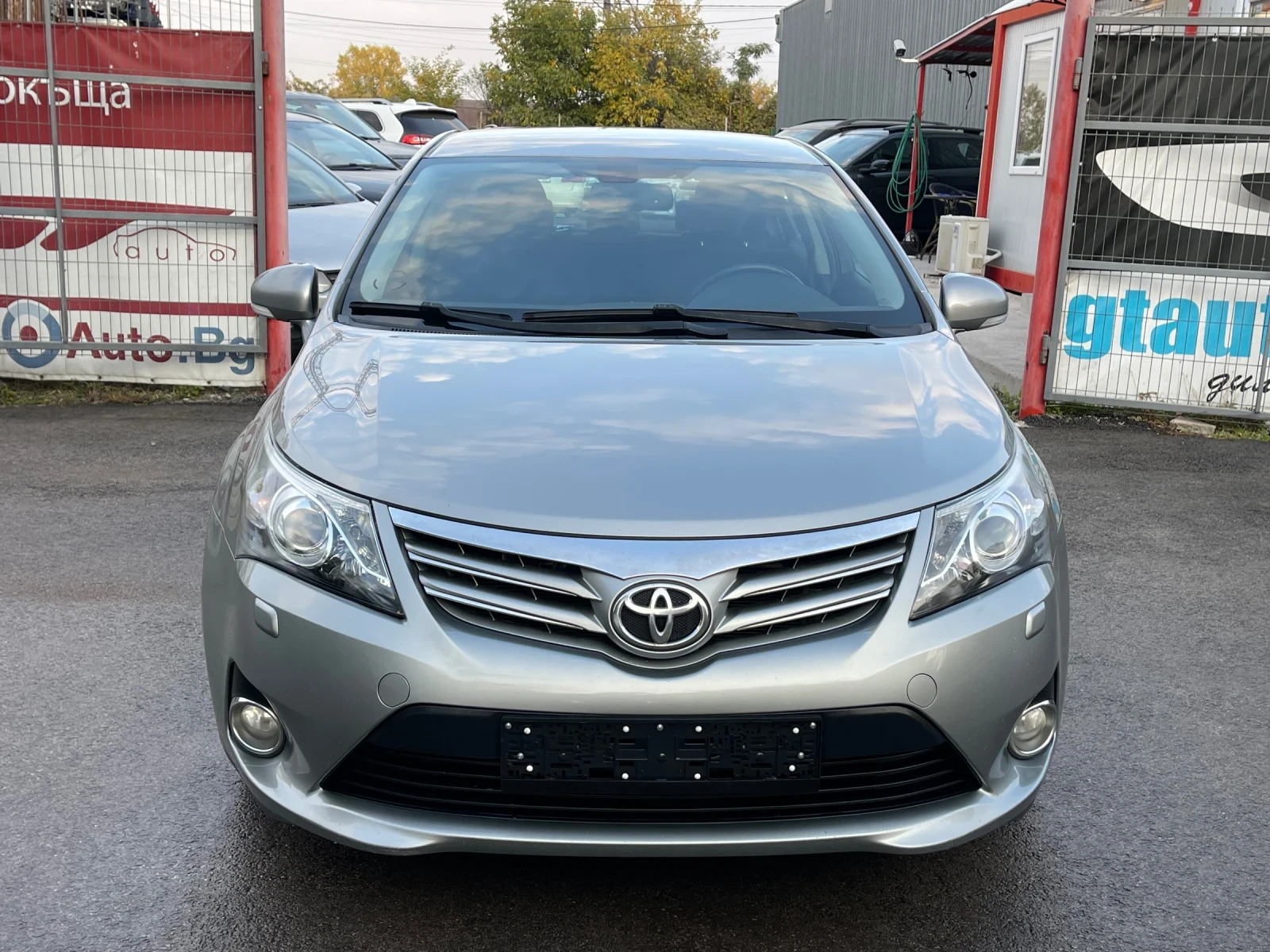 Toyota Avensis 2.0 D-4D, Facelift, Седан, Навигация, Подгрев, Тег - изображение 3