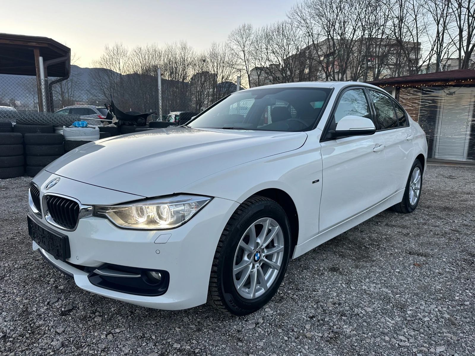 BMW 320 2.0TDI 143kc 4X4 КАТО НОВА - изображение 5