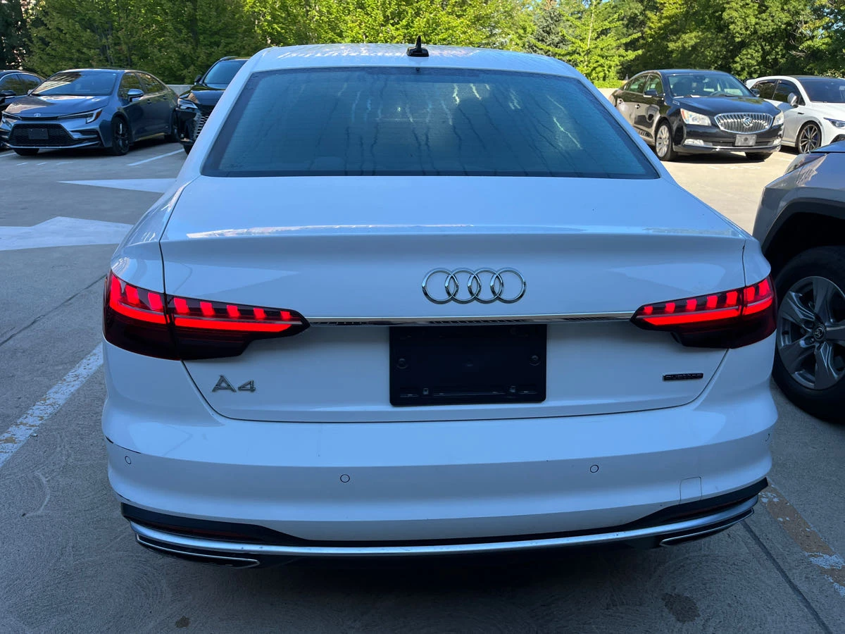 Audi A4 CARFAX* ОПЦИЯ ЗА ФИНАНСИРАНЕ*  - изображение 4