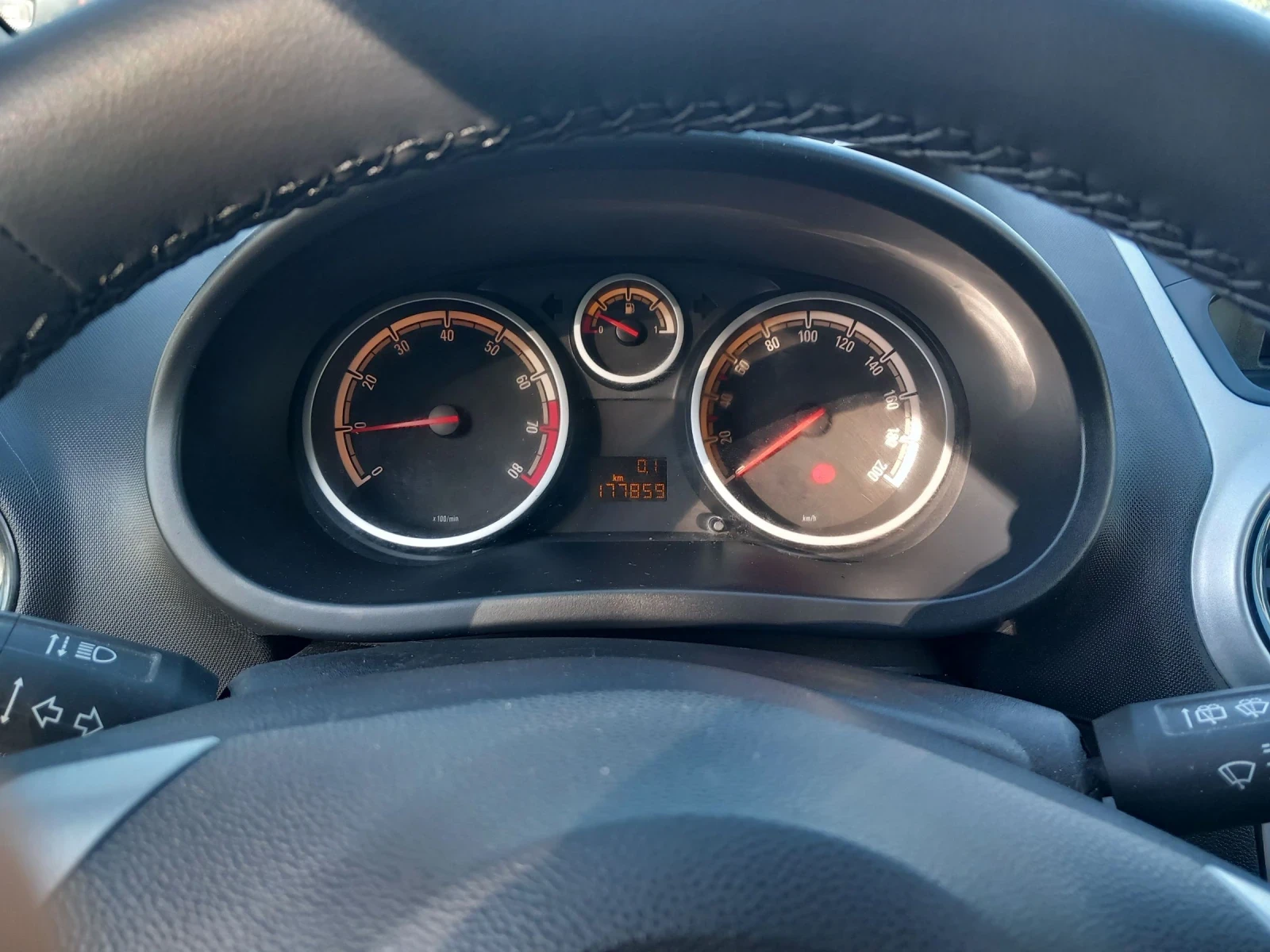 Opel Corsa 1.2 газ бензин | Mobile.bg — изображение 14