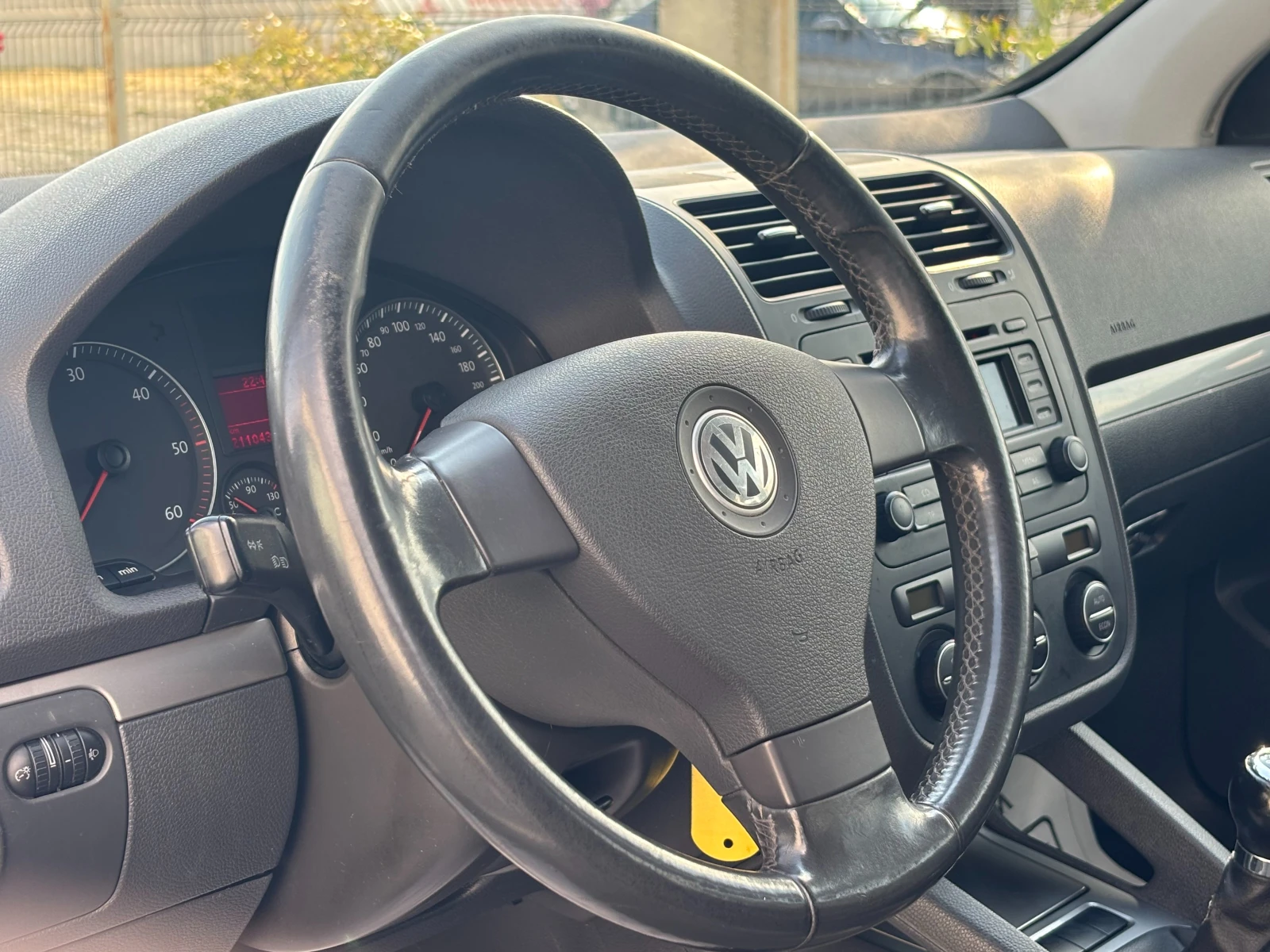 VW Golf 2.0TDI-4x4 | Mobile.bg — изображение 11