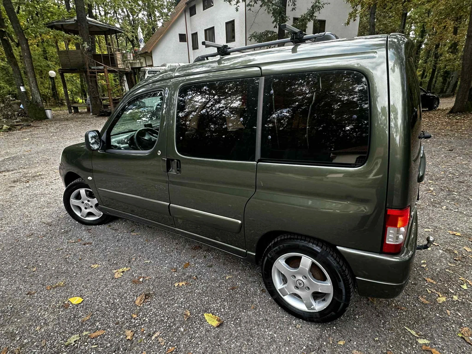 Citroen Berlingo 1.6* 90К.с HDI* Клима* Камера* Парктроник* Автопил - изображение 3