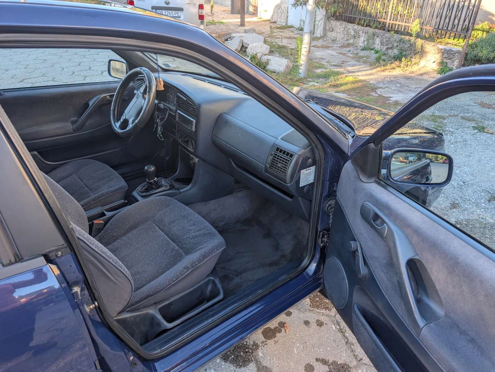 VW Passat B4 - изображение 10