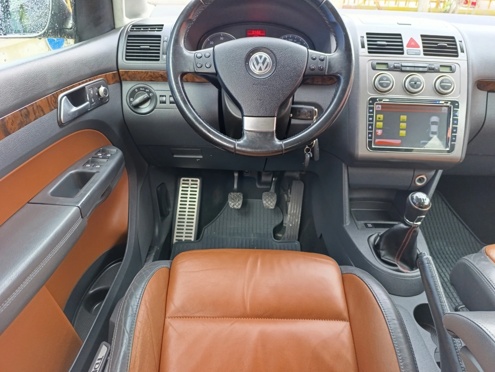 VW Touran 2.0TDI 170k.c. | Mobile.bg   11