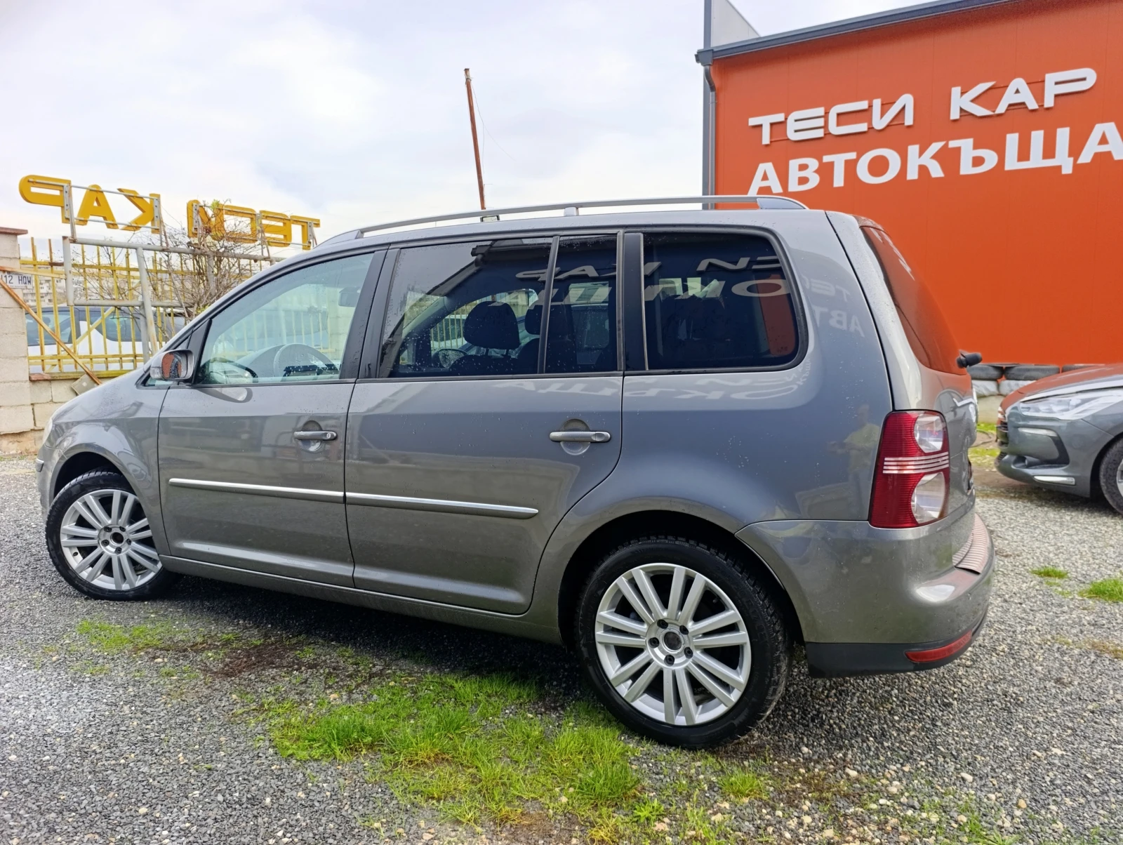 VW Touran 2.0TDI 170k.c. - изображение 5