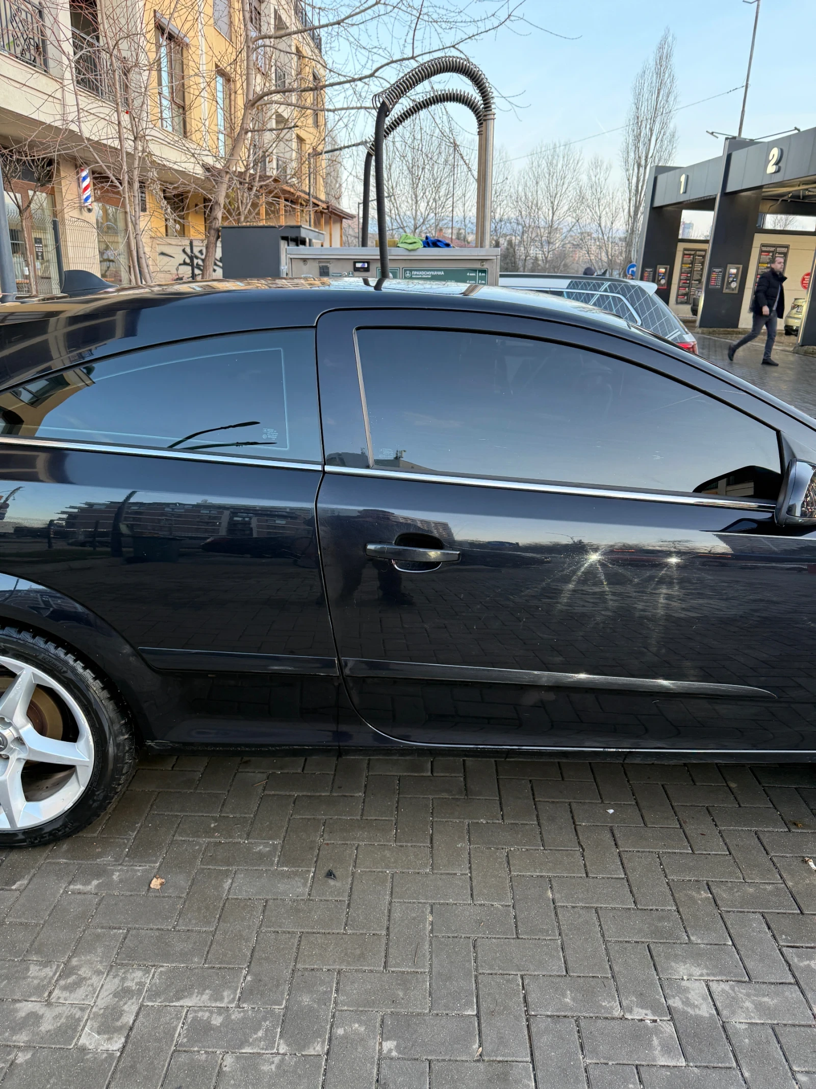 Opel Astra GTC - изображение 6